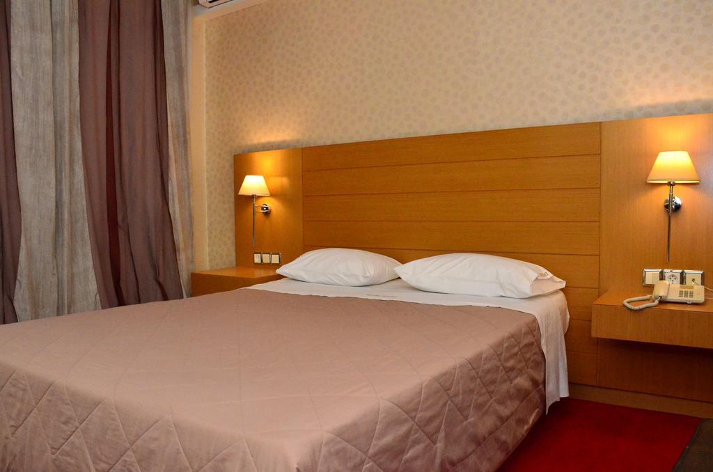 Deves Hotel Nauplion Exterior foto